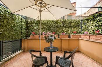 Artorius 2* Roma